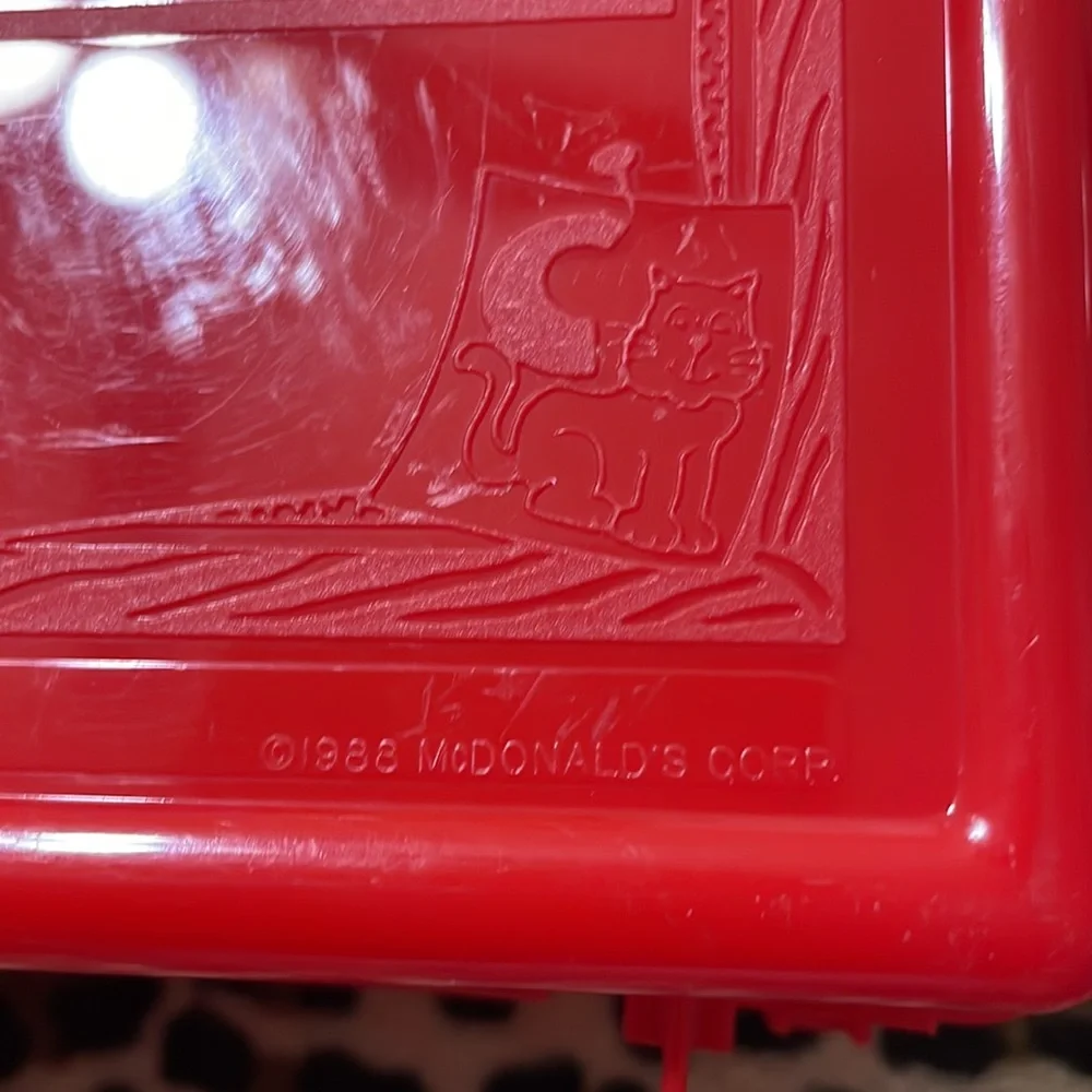Vintage 1988 MCDONALDS Happy Meal Toy ❤️ On The Go Lunch Box Red Pencil Case 80s